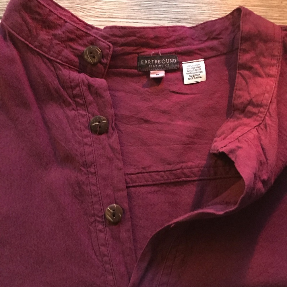 EARTHBound structured Men’s shirt.